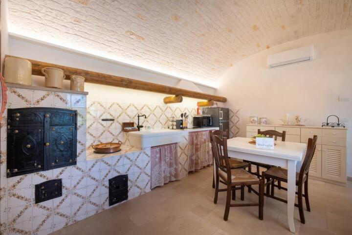 Valle D'Itria Trulli E Alcova Mikael Cisternino Buitenkant foto
