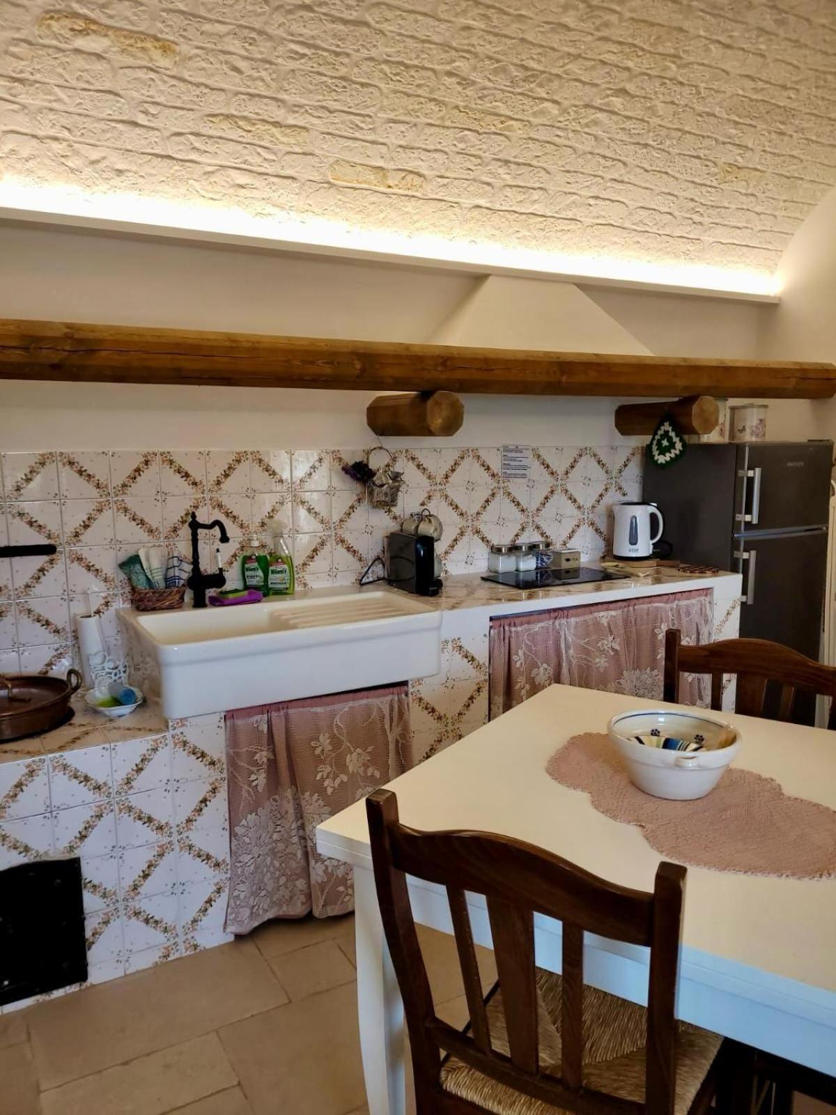 Valle D'Itria Trulli E Alcova Mikael Cisternino Buitenkant foto